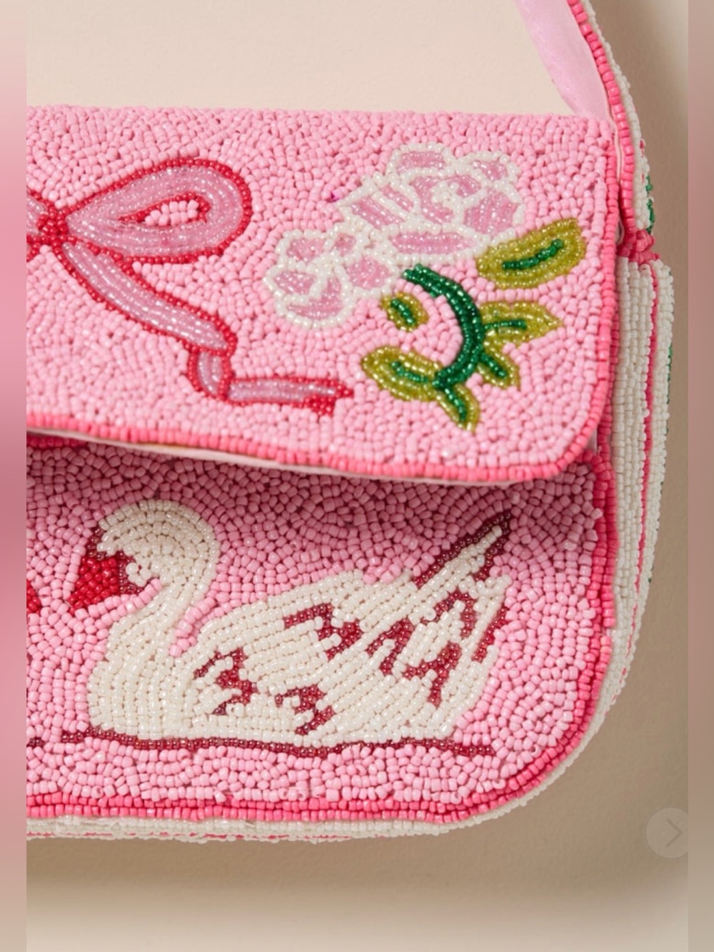 NWT Francesca’s swan Pink Beaded Floral Bow Shoulder Bag - Picture 2 of 2